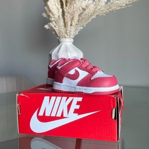 Nike Dunk tde Size 4c
